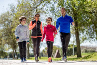 comment-marcher-avec-son-enfant