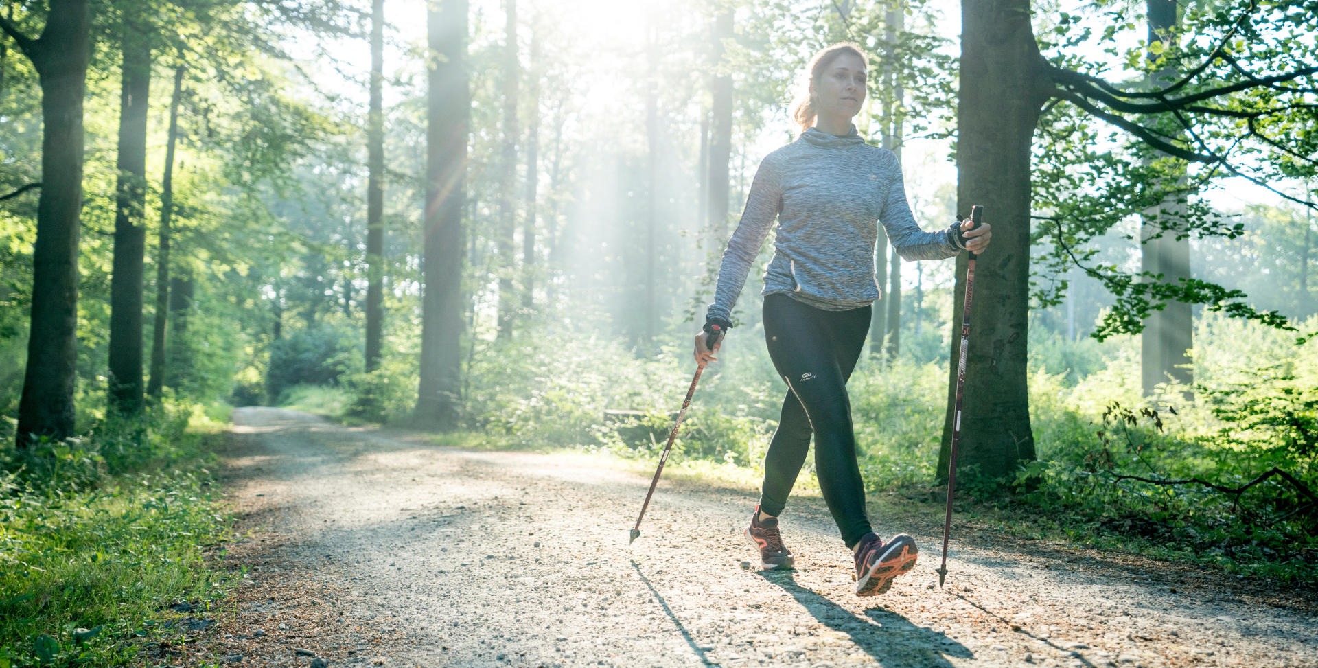 video-comment-bien-utiliser-batons-marche